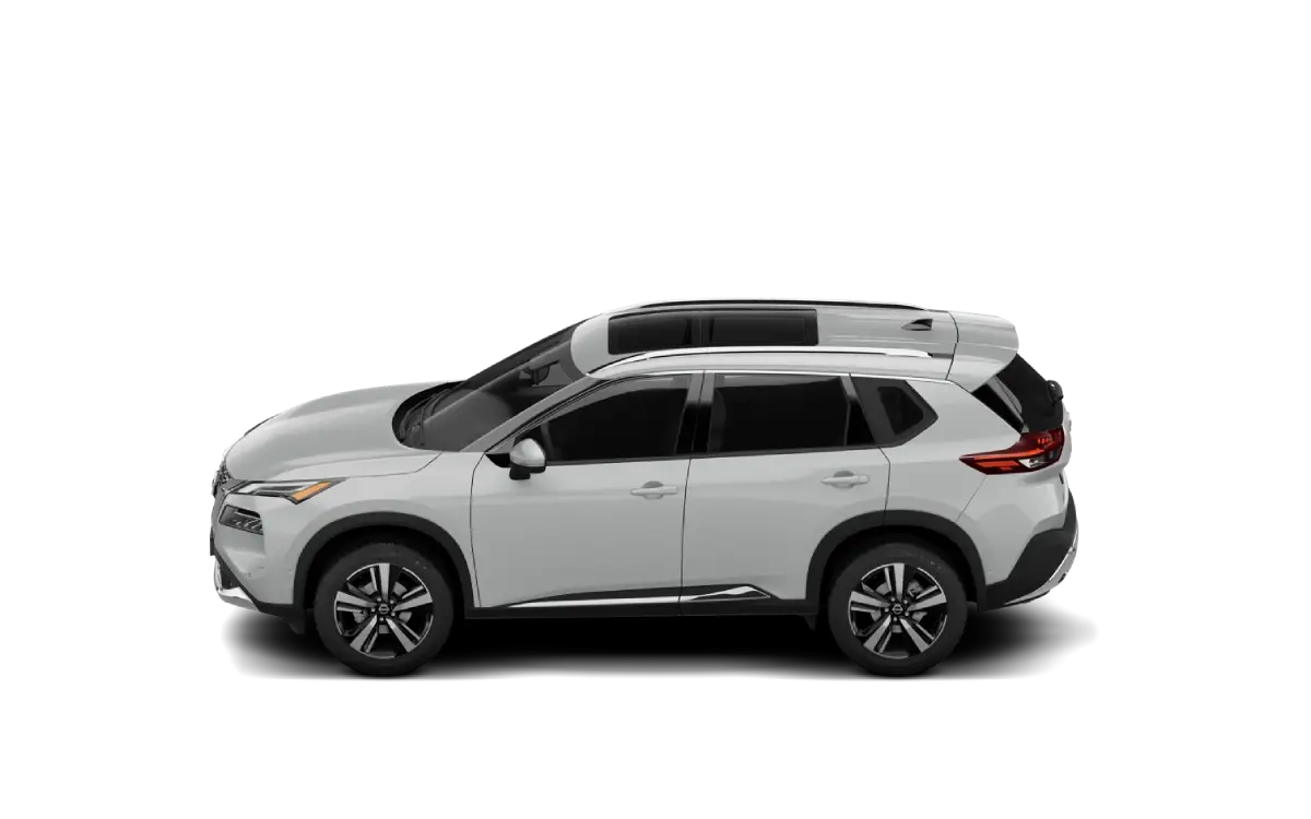 NISSAN X-Trail - 3 Nissan X-Trail Tekna 1.5 e-POWER e-4ORCE, siedmioosobowy SUV w kolorze białym, widok z boku.